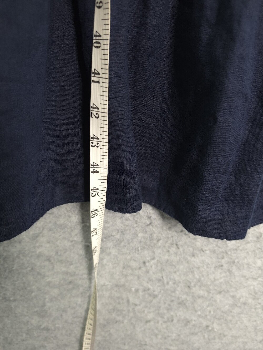 Quince European Linen Smocked Midi Dress in Deep Navy XS - Picture 13 of 13